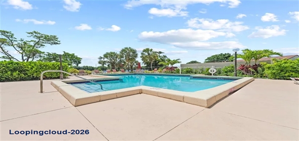 405 Liberty 405 Deerfield Bch Florida, 33442 | Beautifully Maintained first-floor Condo