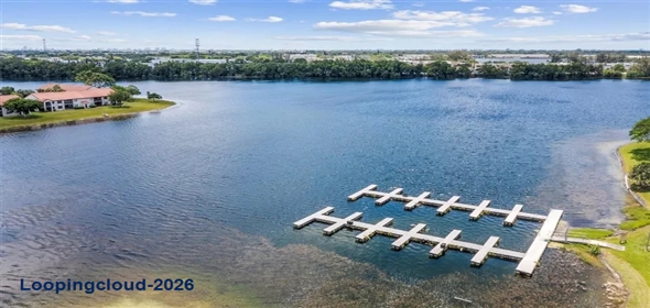 405 Liberty 405 Deerfield Bch Florida, 33442 | Beautifully Maintained first-floor Condo