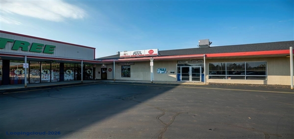 800 Central Street Millinocket Maine, 04462 | Tractor Supply anchored Shopping Center