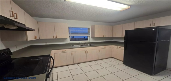 1052 HIGHLAND ST Sarasota Florida, 34234 | Single Family Residence