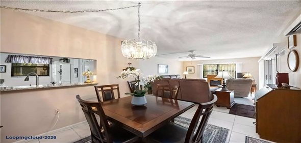 2756 CLUBHOUSE DR #101 Sarasota Florida, 34232 | Exclusive Condominium for Sale