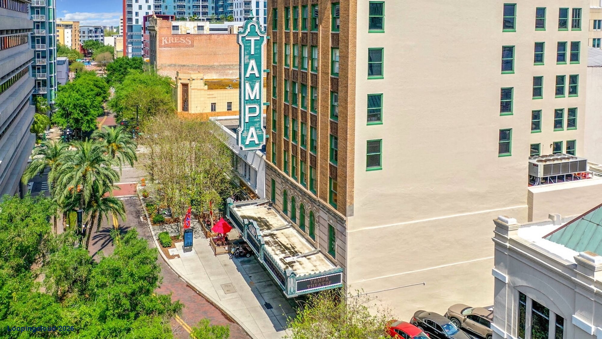 ENTIRE 8TH FLOOR – DOWNTOWN TAMPA TROPHY ASSET