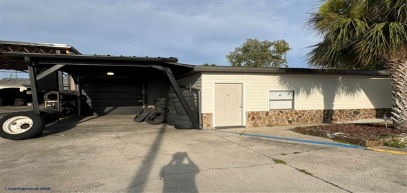 6301 Causeway Blvd Tampa Florida, 33619 | CI-ZONED TAMPA WAREHOUSE W/ OFFICE