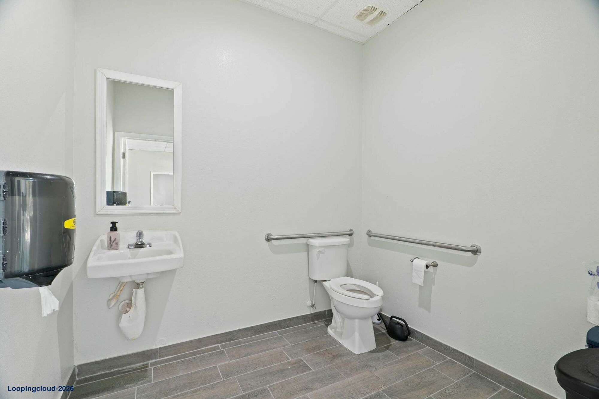 Retail Property for Sale in Melbourne Florida 32901