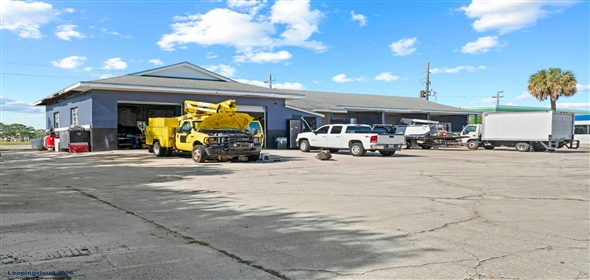 665 Babcock st & 660 S Apollo Blvd Melbourne Florida, 32901 | MELBOURNE AIRPORT RETAIL FOR SALE!