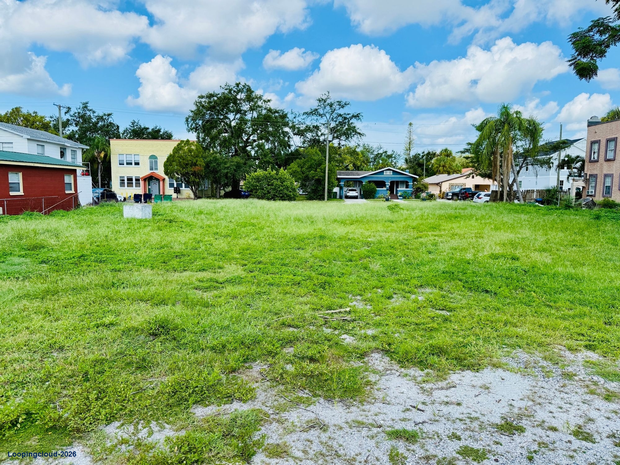SOUTH TAMPA MULTIFAMILY PARCEL DEVELOPMENT OPPORTUNITY! SELLER FINANCING!)