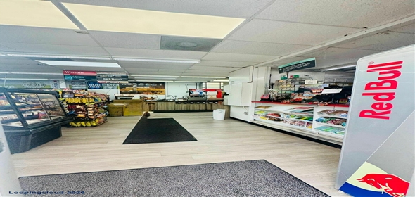 13851 7th Street Dade City Florida, 33525 | (7.35% CAP RATE) DADE CITY PURE NNN MARATHON GAS STATION W/ SIGNATURE 