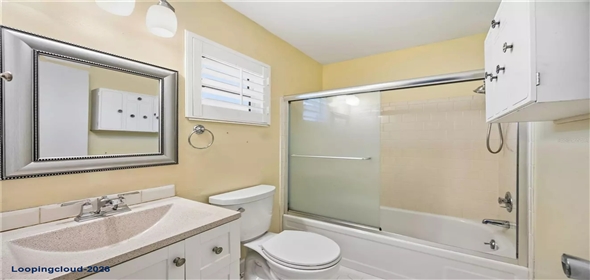 60 STRATHMORE BLVD #60 Sarasota Florida, 34233 | Charming 2 Bedroom, 2 Bath Villa