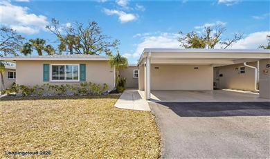 60 STRATHMORE BLVD #60 Sarasota Florida, 34233 | Charming 2 Bedroom, 2 Bath Villa