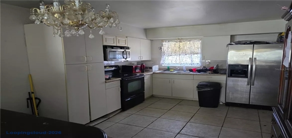 924 31ST ST E Palmetto Florida, 34221 | Single Family Residence