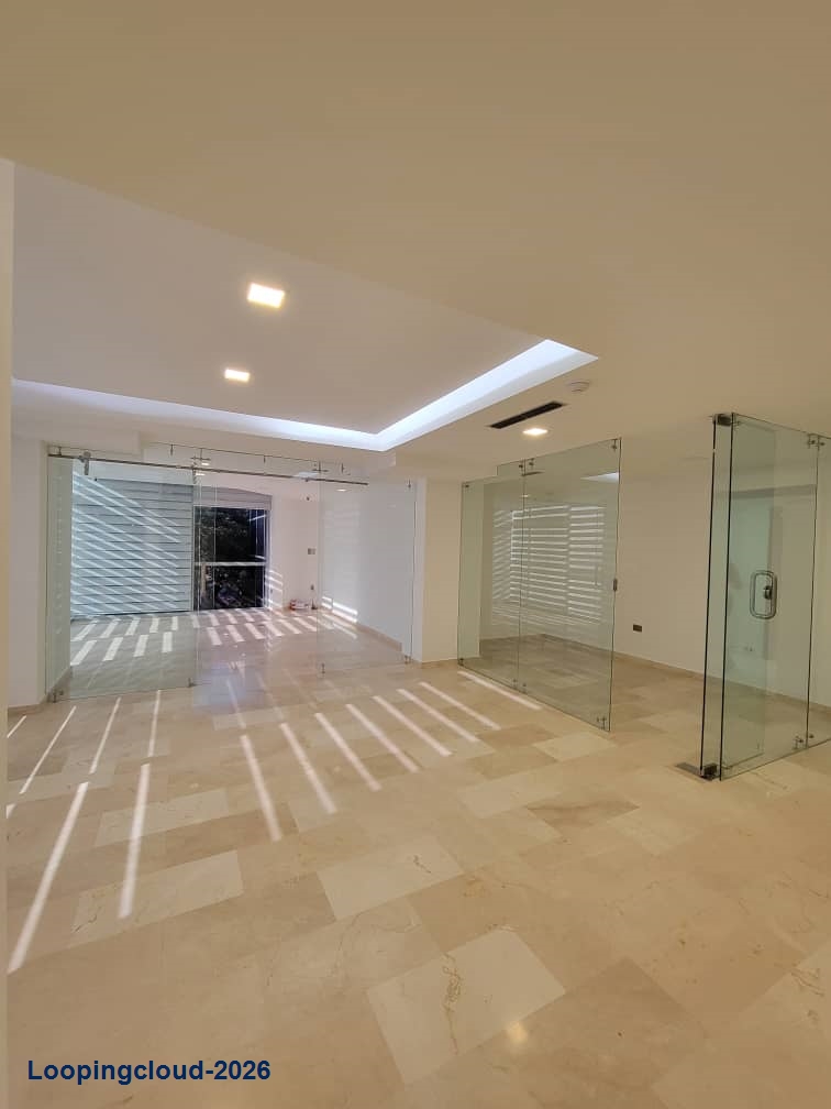 Exclusive Office in Torre Ikonos - Oficina en la Torre Ikonos