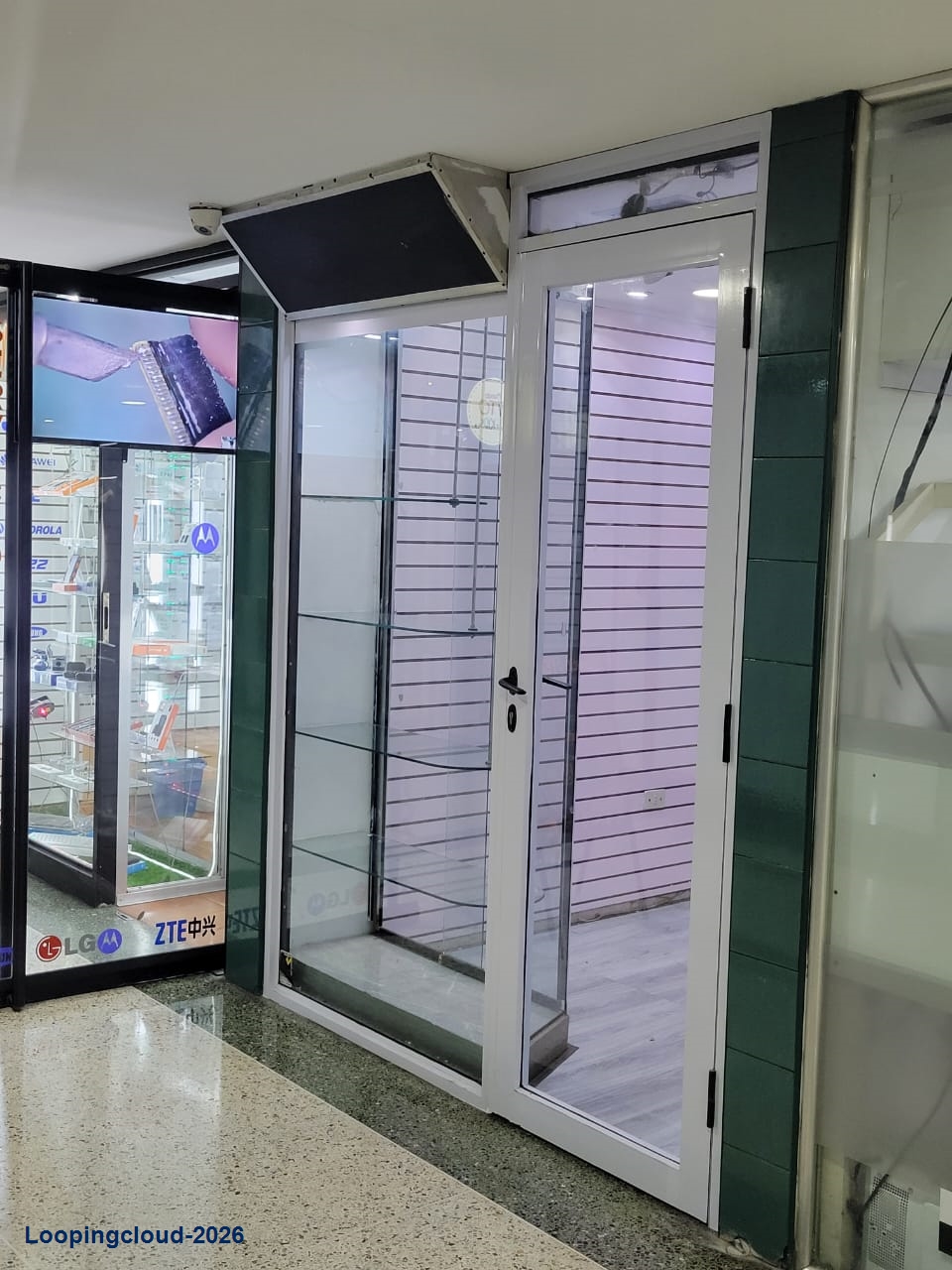 Local Comercial en C.C.Las Américas - Retail Investment in C.C.Las Américas