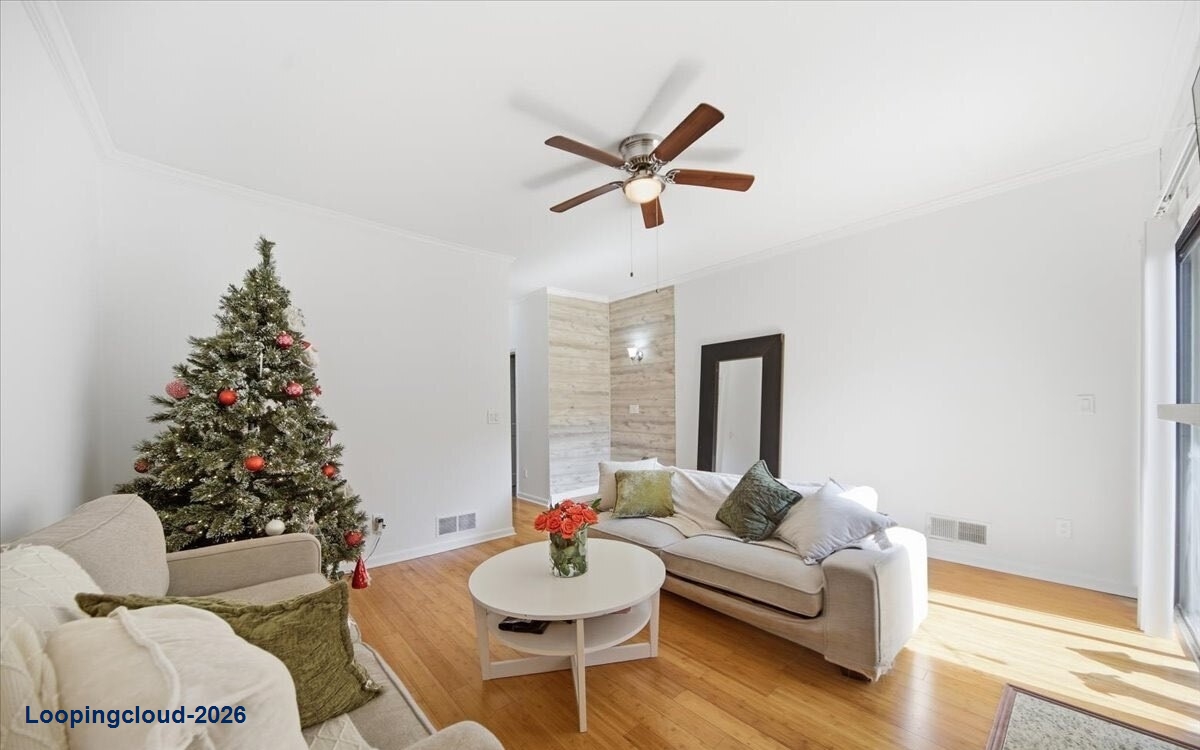 Beautifully Maintained Townhome