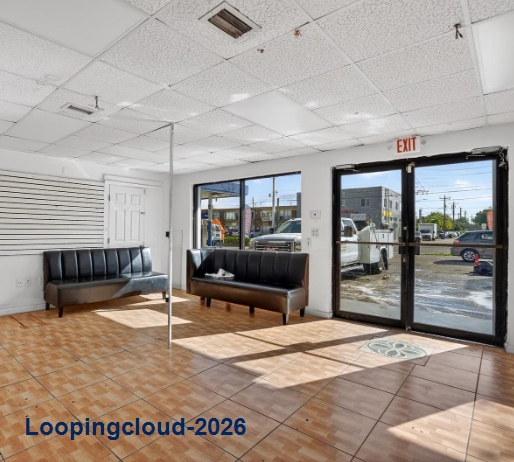 Beautiful Free Standing Space