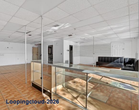 Beautiful Free Standing Space