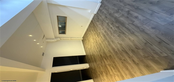 219 Miracle Mile Coral Gables Florida, 33134 | Flagship Retail On Miracle Mile