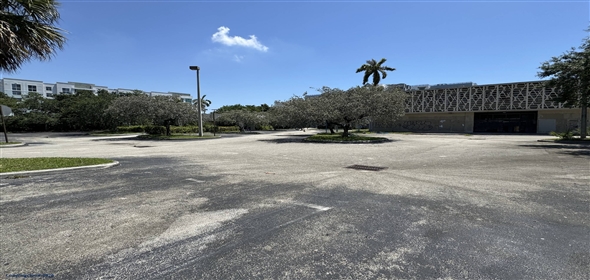 5800 NW 7th Ave Miami Florida, 33127 | Prime Stand-Alone Retail/ Office Opportunity | NW 7th Ave