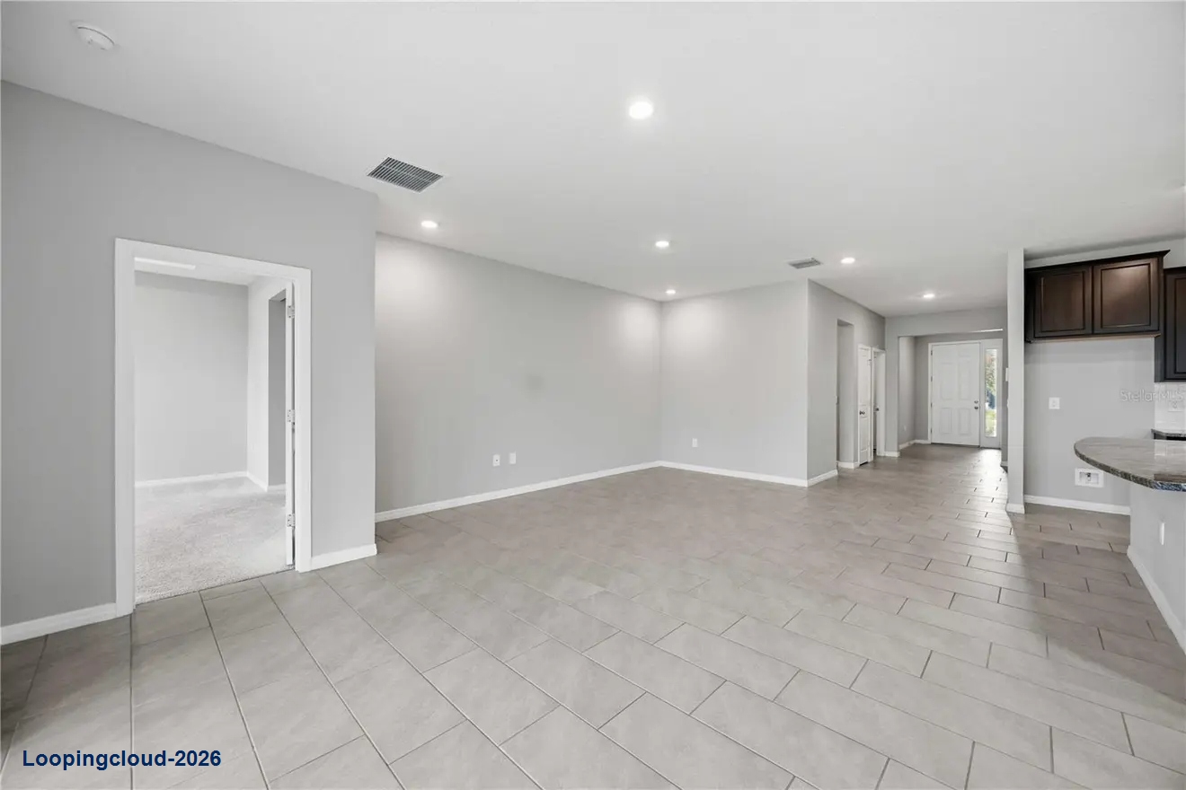 Luxury Gated Living at Promenade Estates: Newer 4-Bedroom Home Near Siesta Key