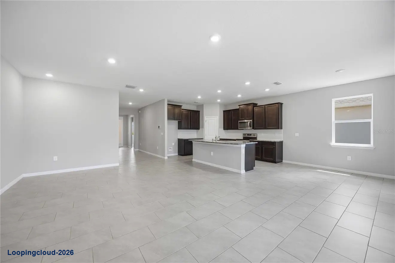 Luxury Gated Living at Promenade Estates: Newer 4-Bedroom Home Near Siesta Key