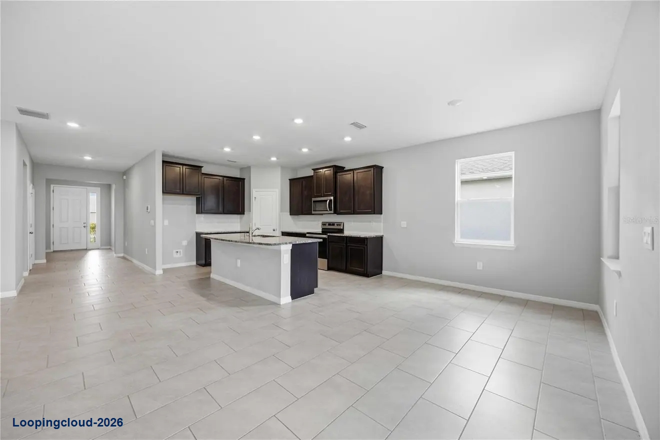 Luxury Gated Living at Promenade Estates: Newer 4-Bedroom Home Near Siesta Key