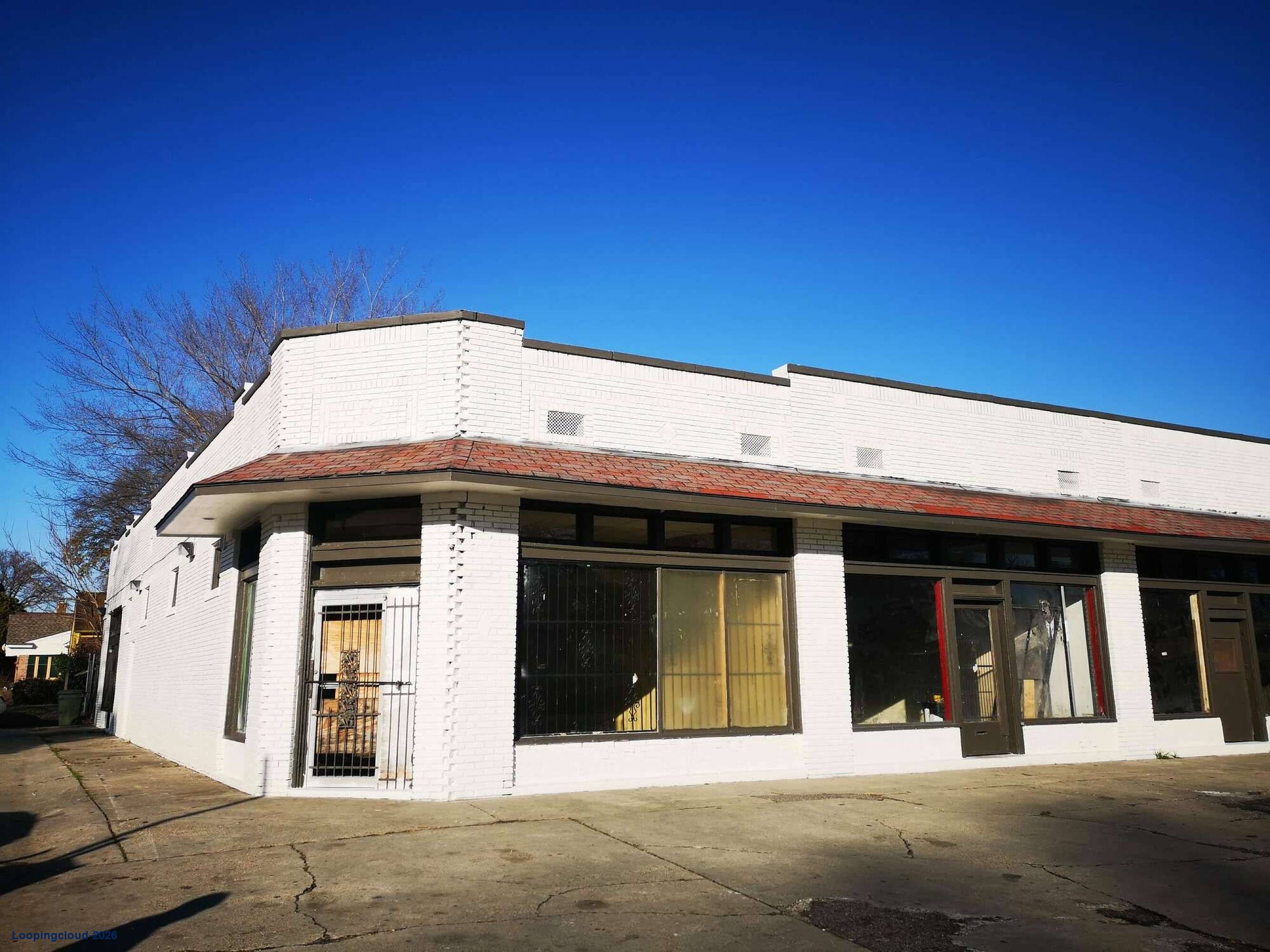 1570 Vollintine Ave: Prime Freestanding Commercial Opportunity