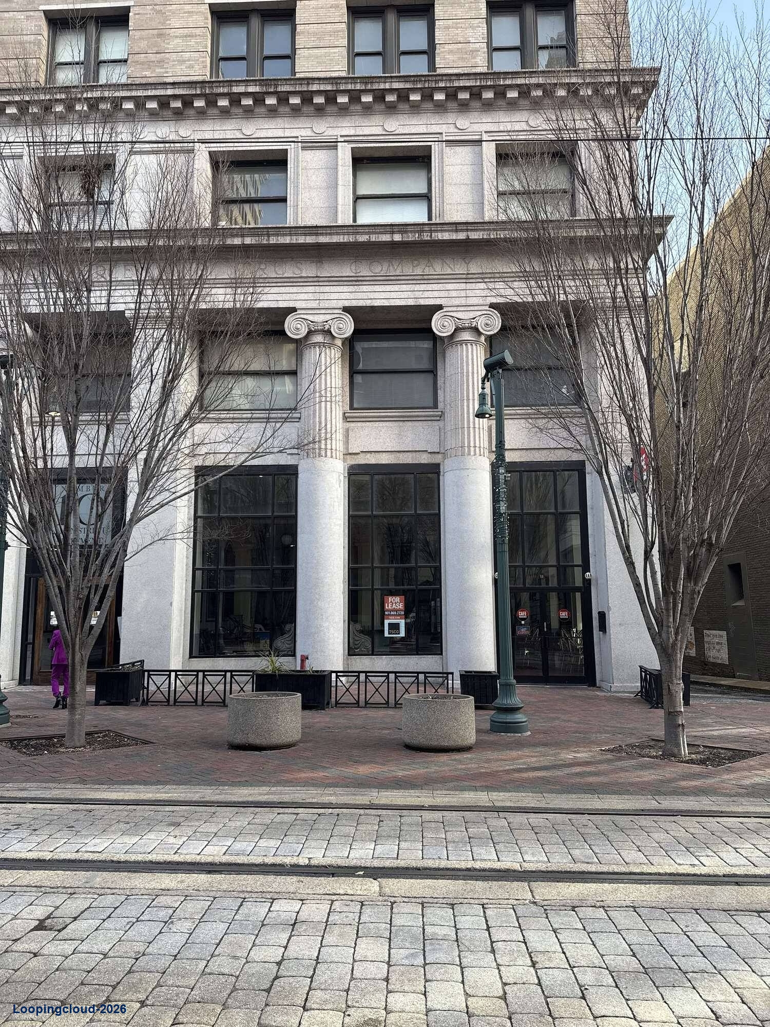 Flagship 4,000 SF Restaurant Opportunity in Downtown Memphis | 10 S Main St