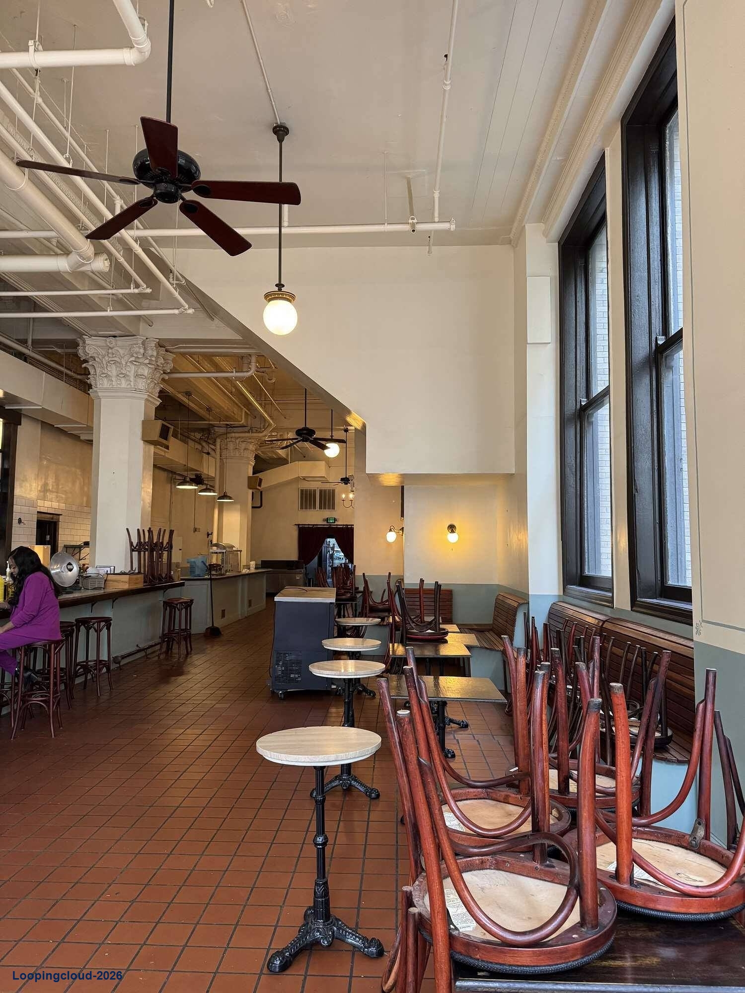Flagship 4,000 SF Restaurant Opportunity in Downtown Memphis | 10 S Main St