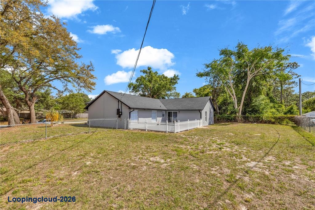 For Sale Single Family Residence 3 Bedrooms 1618SqFt at DELTONA