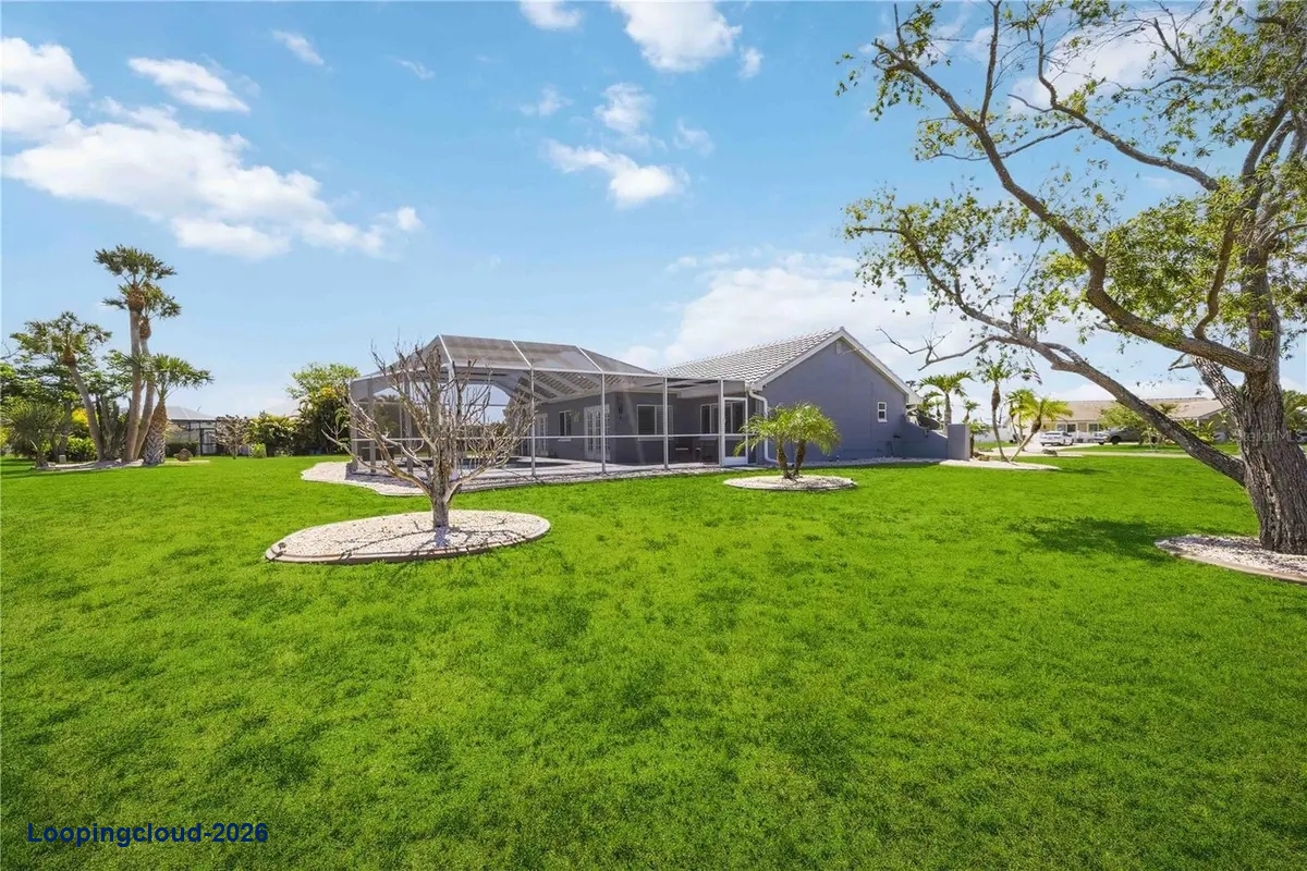 5076 KINGSLEY RD North Port, FL 34287