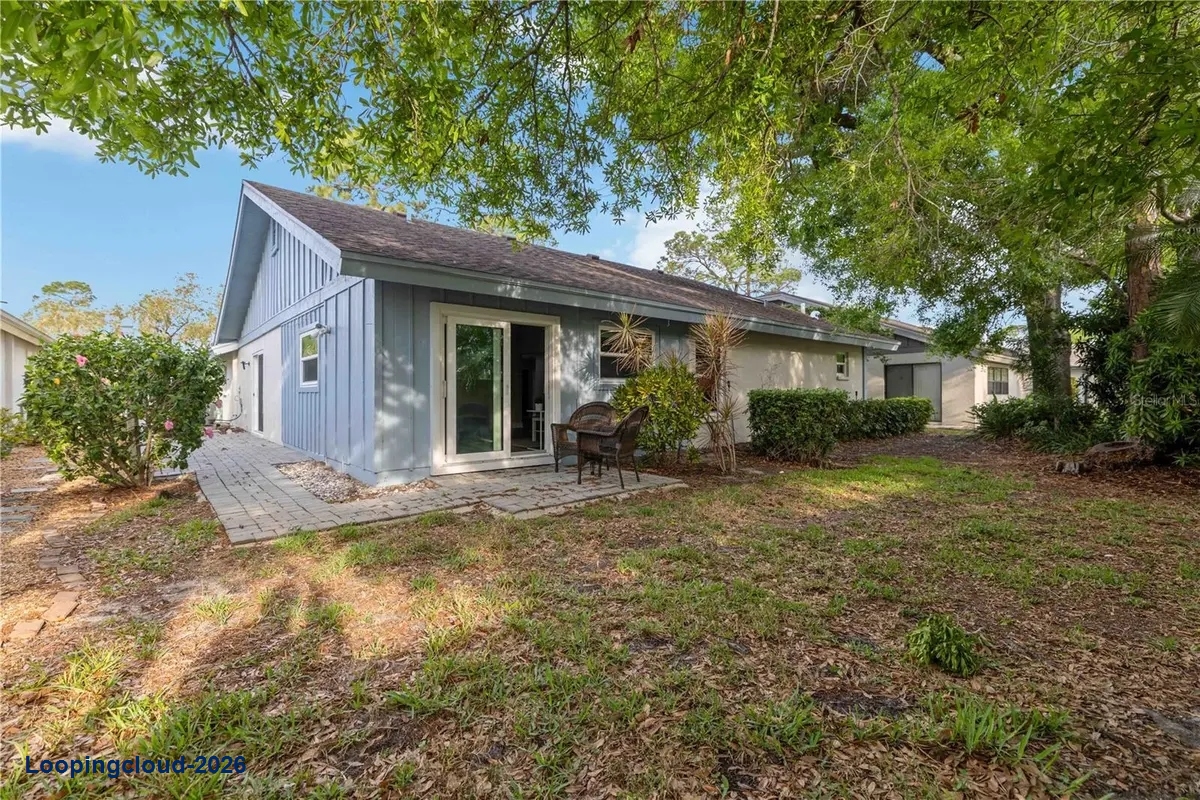 7795 PINE TRACE Sarasota, FL 34243