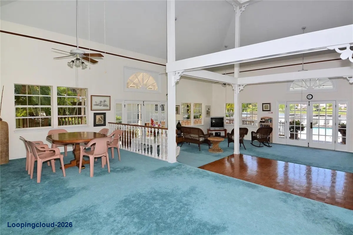 5345 LAKE ARROWHEAD TRL #12 Sarasota, FL 34231 P