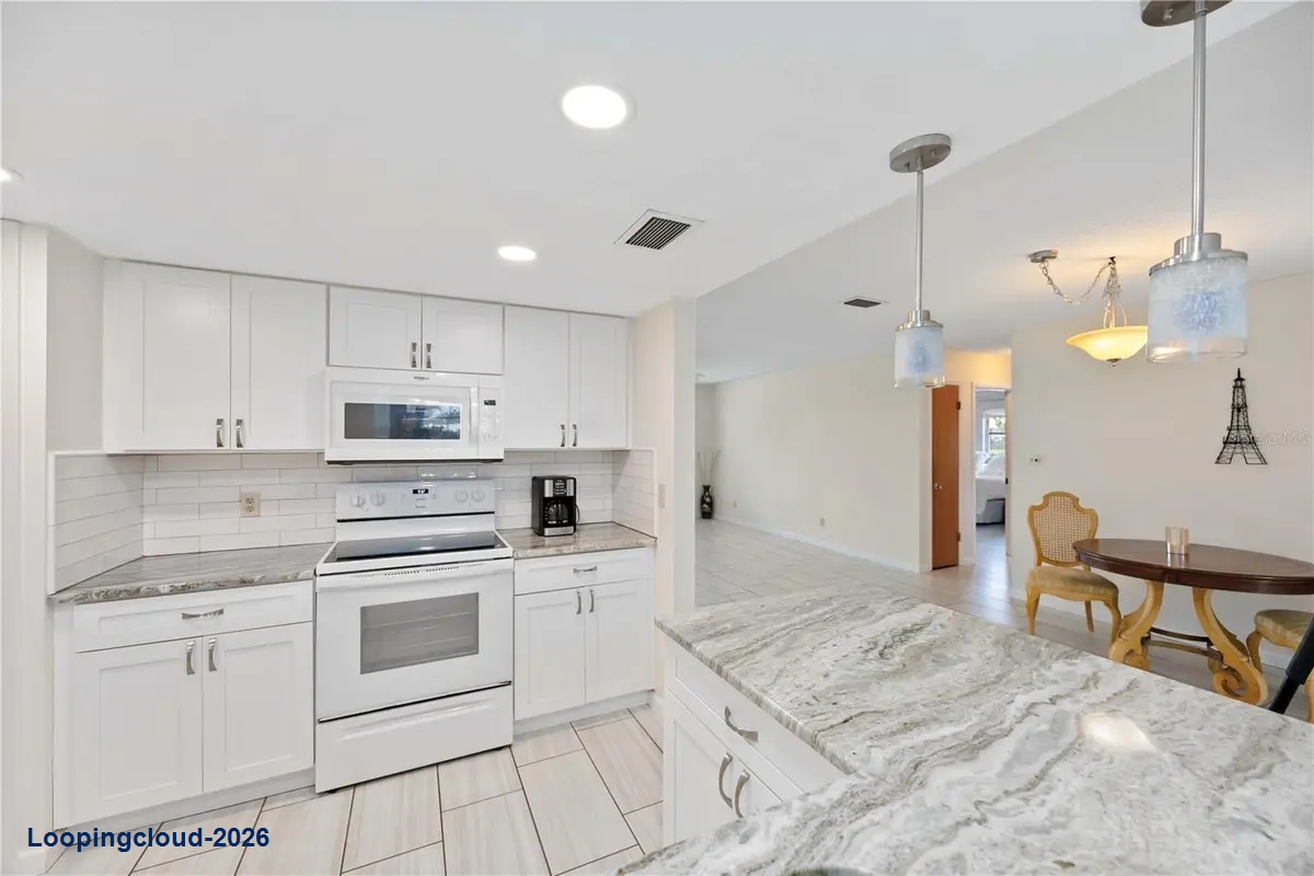 181 SANDHURST DR Venice, FL 34293