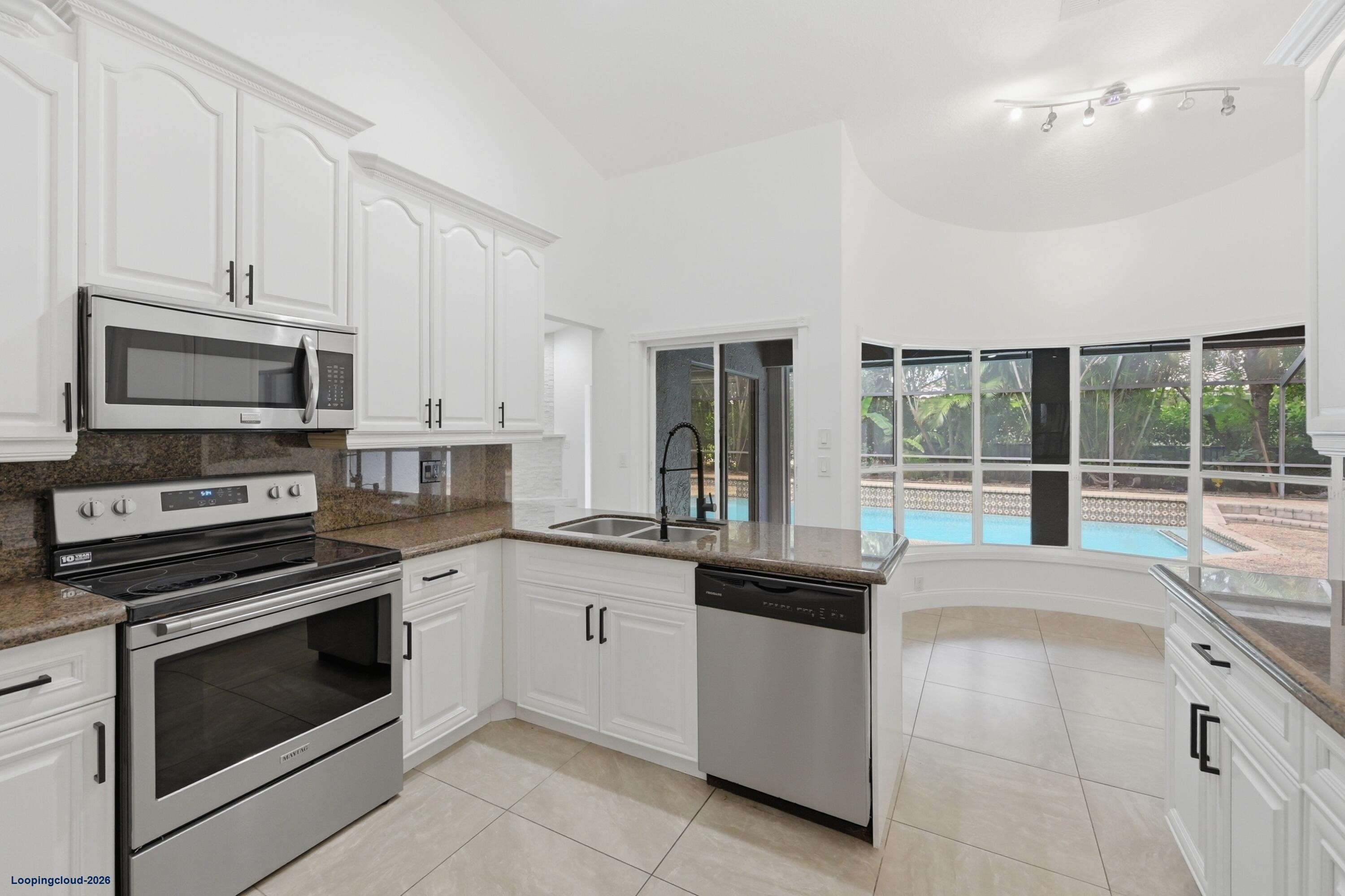9033 NW 47th Court