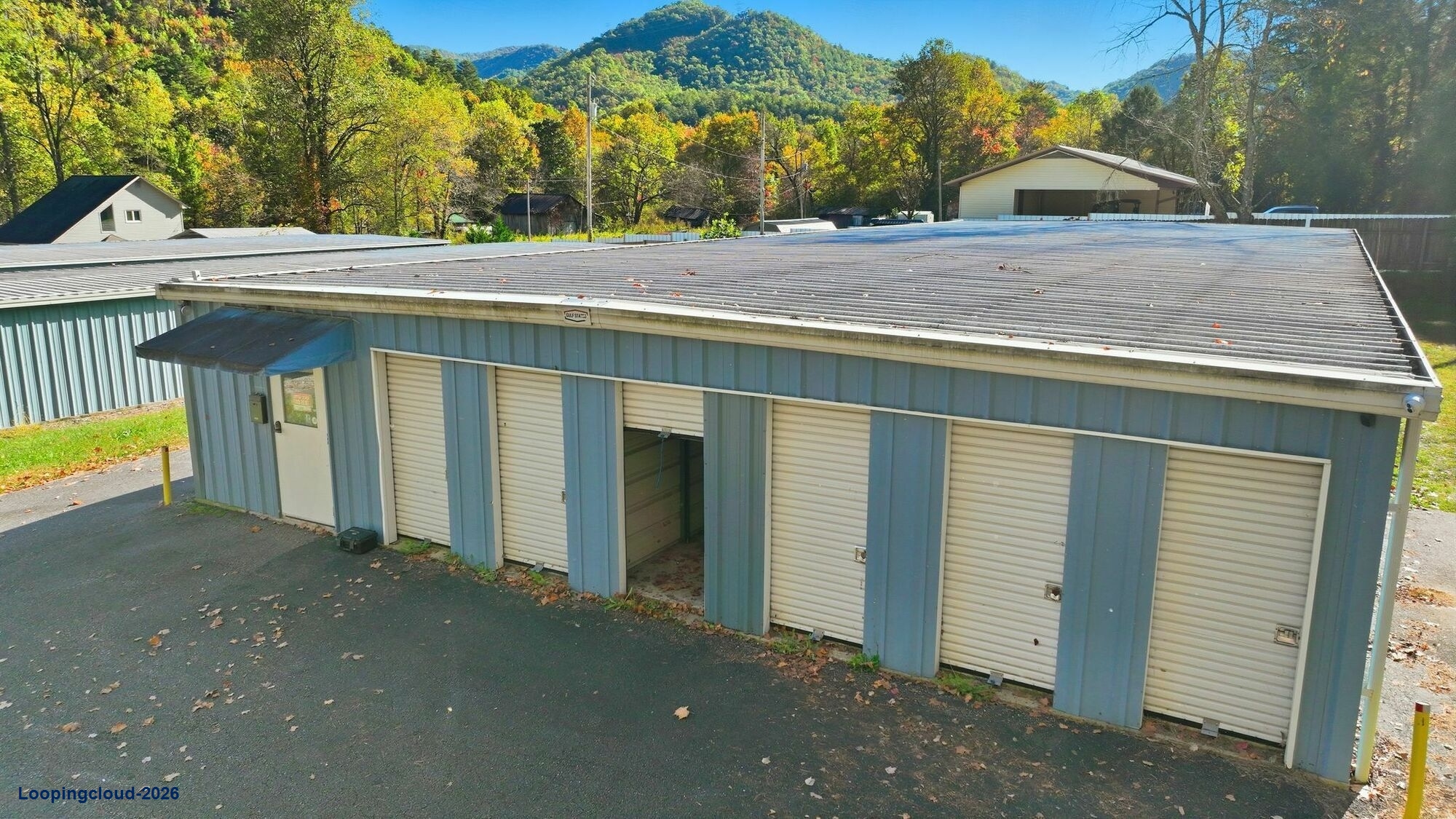 Boxes to Boats Self Storage