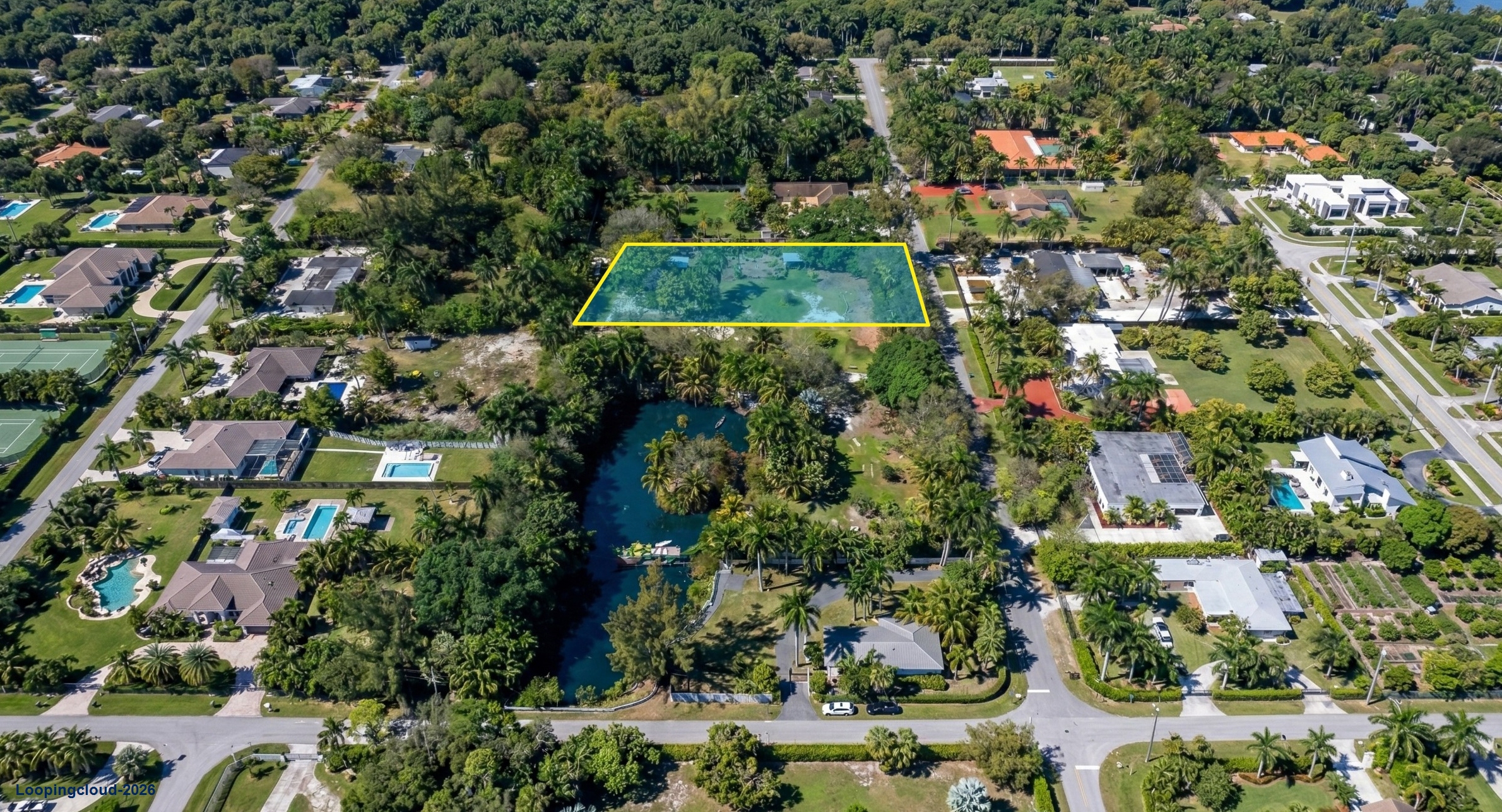 154th Street – 861 VACANT RESIDENTIAL LAND - 40,260 SF