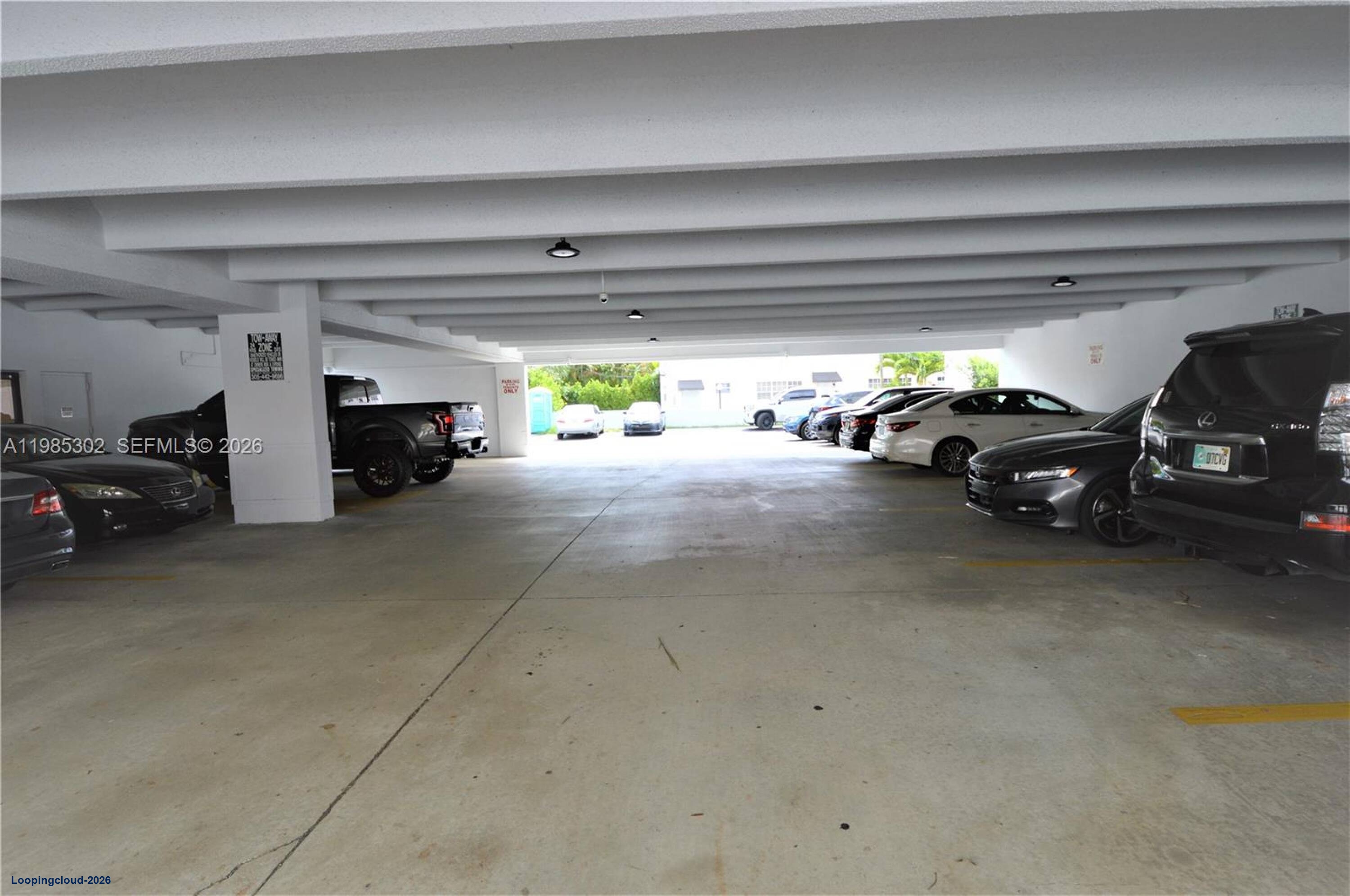 1313 Ponce De Leon Blvd # 301