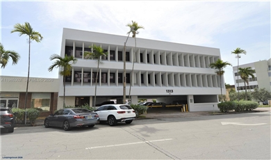 1313 Ponce De Leon Blvd # 301