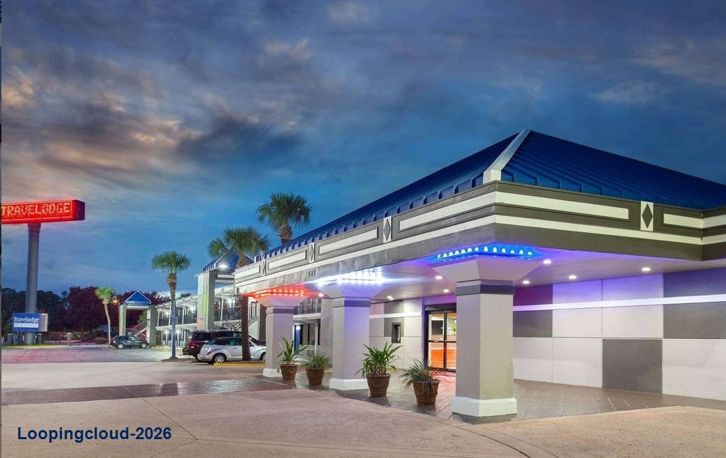 Travelodge by Wyndham - Deltona FL