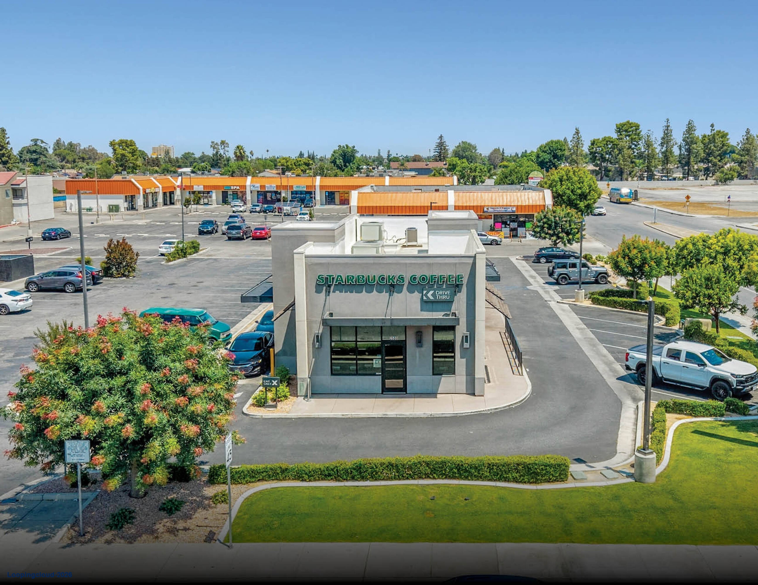 Starbucks | Below Market Rent | S&P: BBB+- Bakersfield, CA