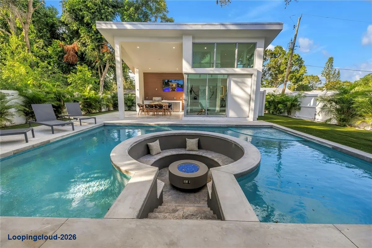 2258 ARLINGTON ST Sarasota, FL 34239