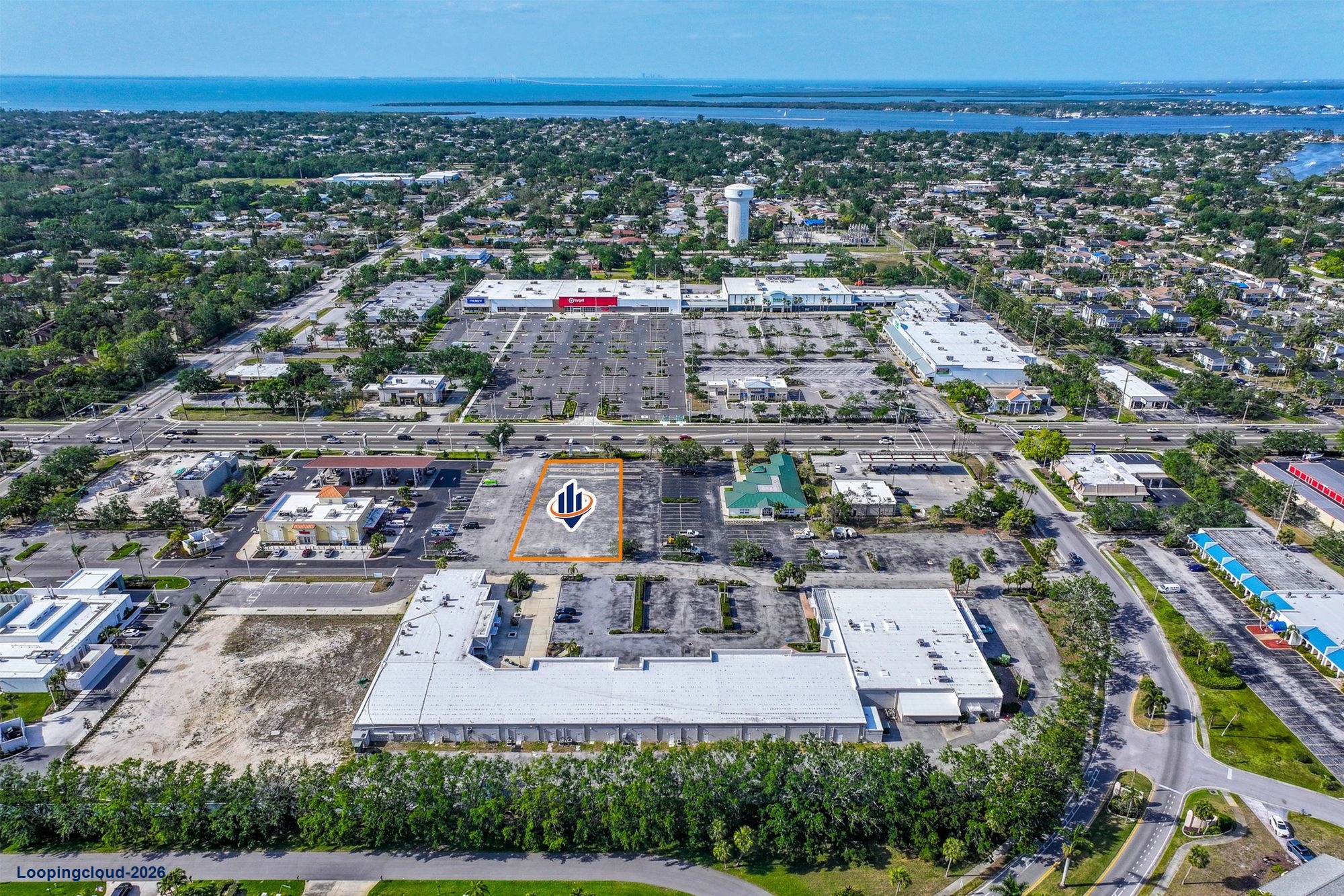 High Visibility Retail / Office Building on U.S. 41 / Tamiami Trail