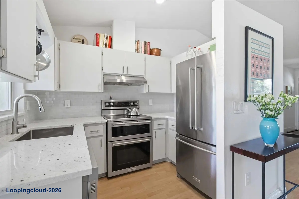 5031 PRESTON WAY Sarasota, FL 34232