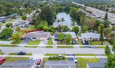 1523 SW 68th Way