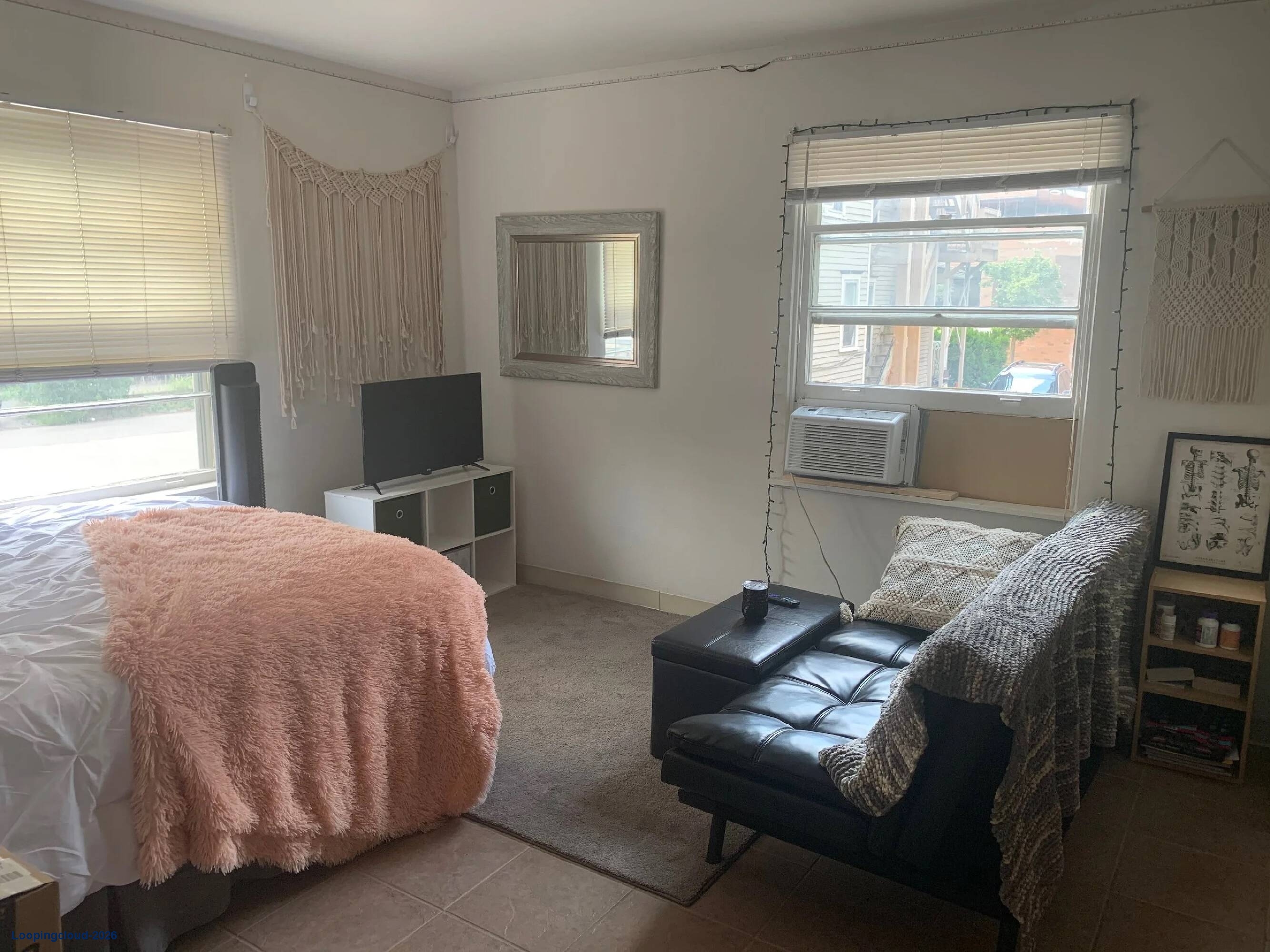 408 Ann Street | 11-Unit Stabilized MSU Student Housing Asset