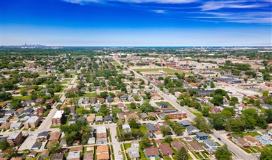11 157th St 7 Unit Apartment Building$400,000 ($57,143/Unit)9.28% Cap RateCalumet City, IL 60409