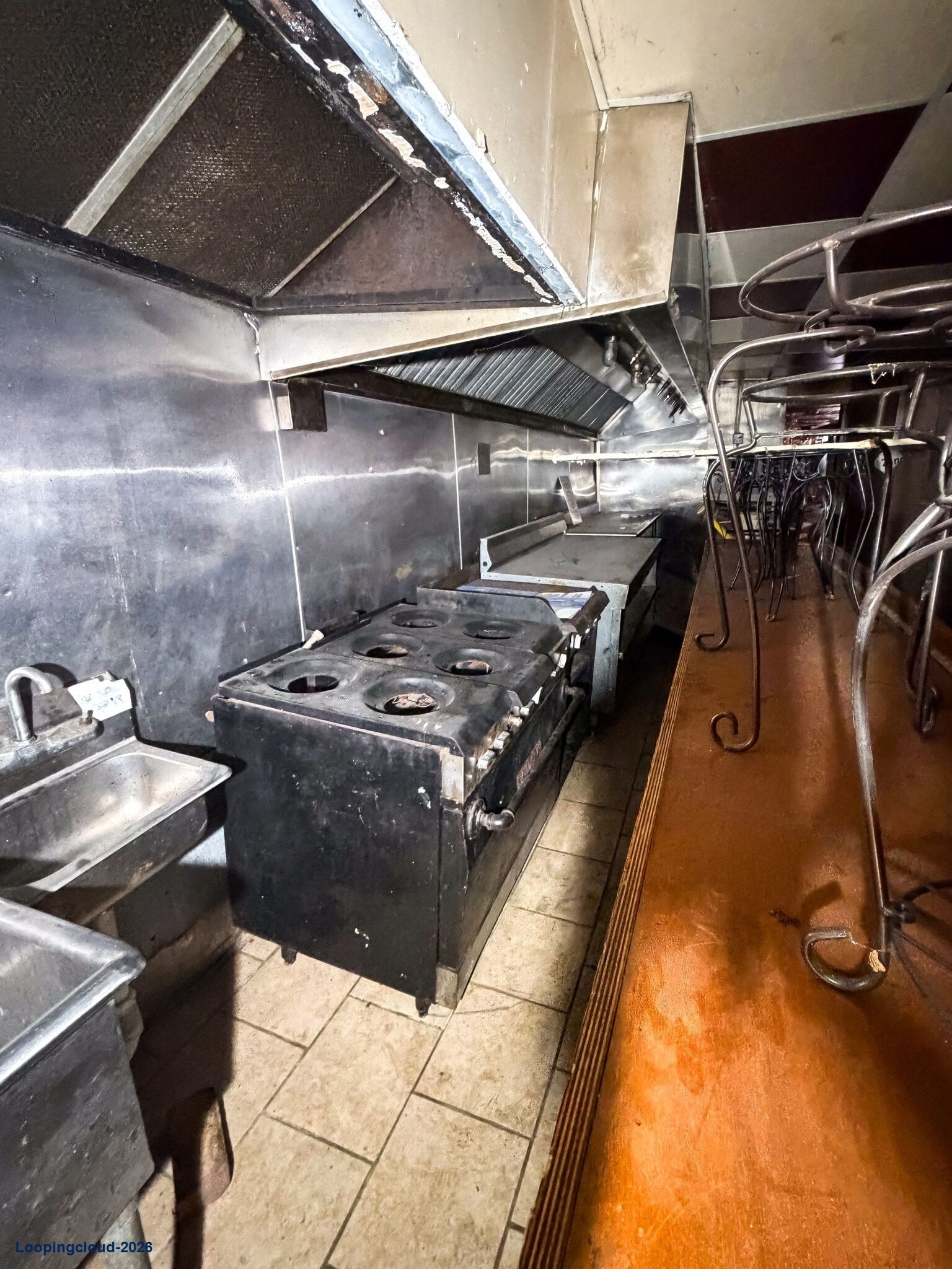 3935 S Kedzie Ave 3,165 SFRetail BuildingChicago, IL 60632$230,000 ($72.67/SF)