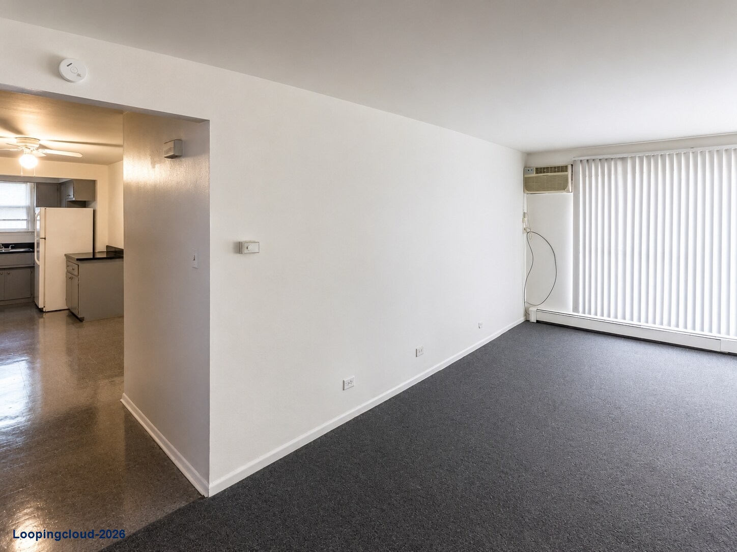 1025-1049 W Vermont St 60 Unit Apartment Building$5,880,000 ($98,000/Unit)8.23% Cap RateCalumet Park, IL 60827