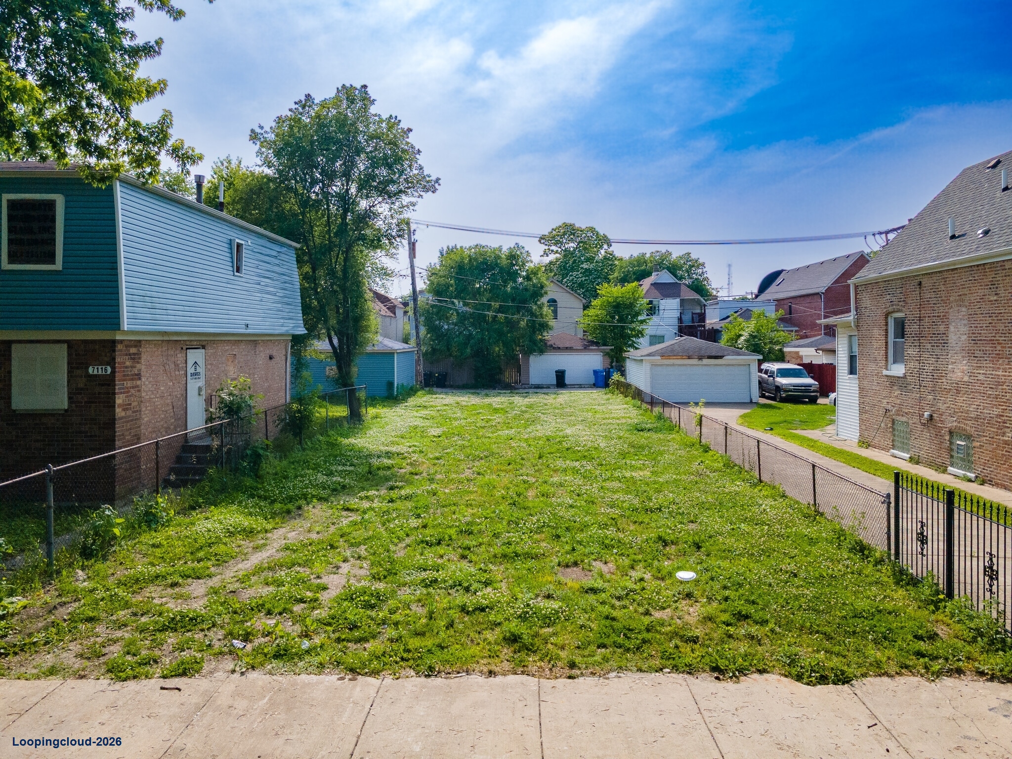 Commercial Real Estate Opportunity in Chicago, IL 60619 $25,000 | 0.11-Acre Vacant Lot for Sale on S University Ave