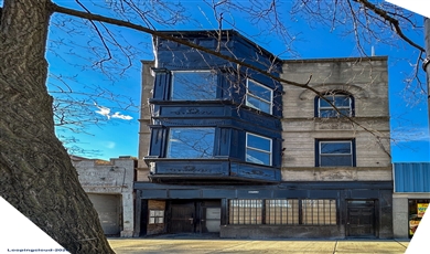 1,100 SF Retail Space for Lease at 8714 S Commercial Ave, Chicago, IL 60617