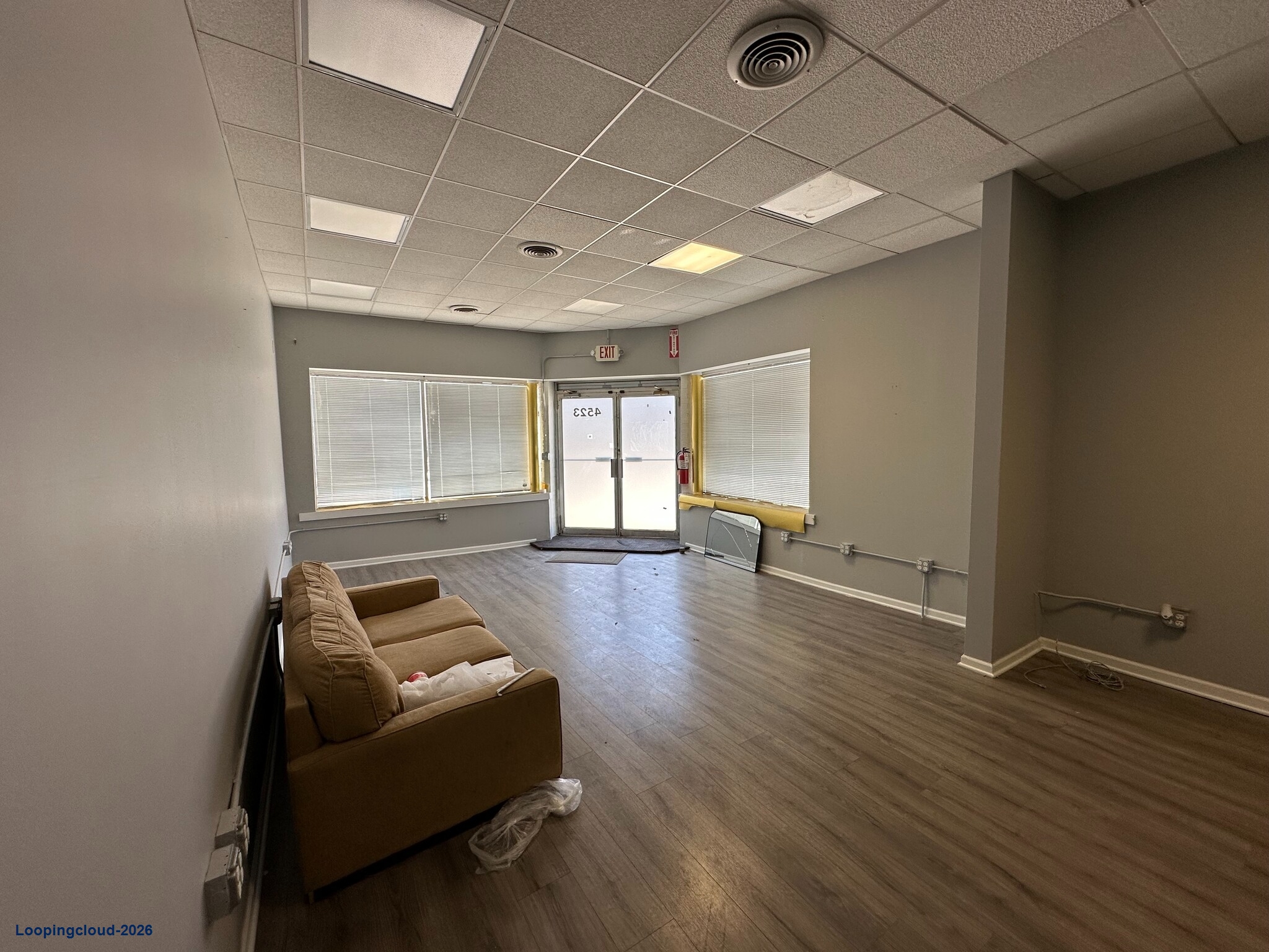 1,600 SF Retail Space for Lease at 4519-4523 N Milwaukee Ave, Chicago, IL 60630